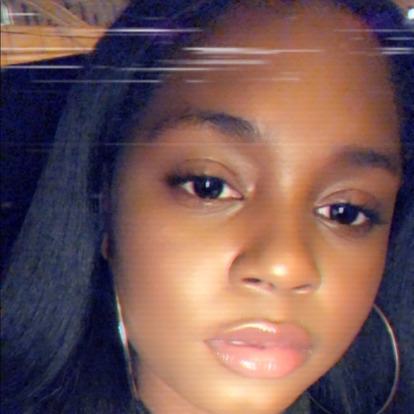 Meet the Posher Other - Meet your Posher, Whitney